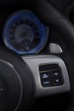 Chrysler 300C SRT8 2012 года